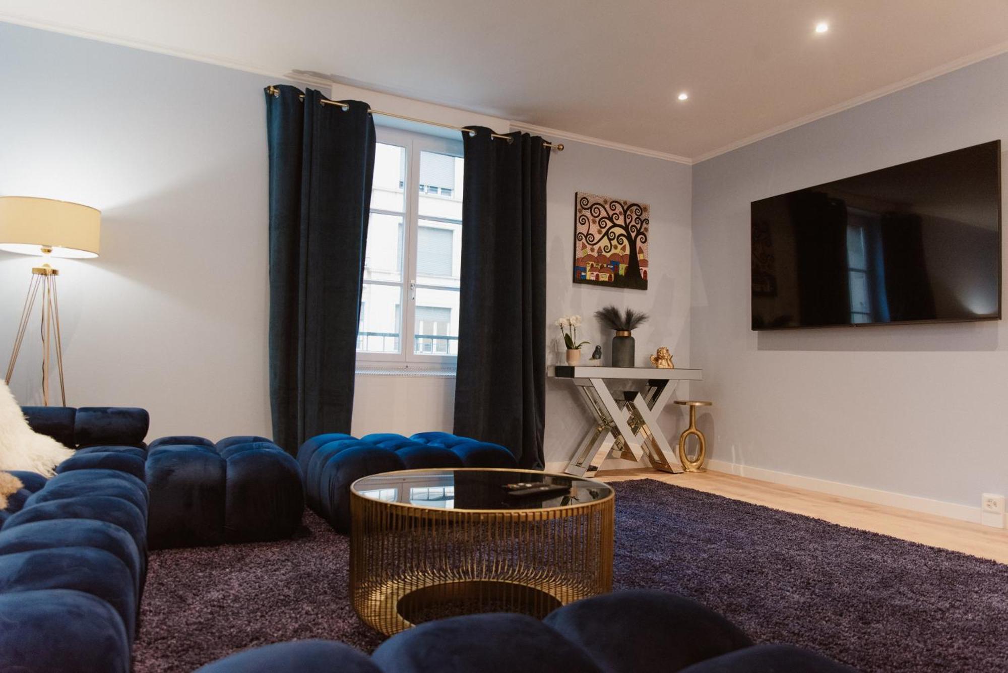 Luxe Au Coeur De Apartment